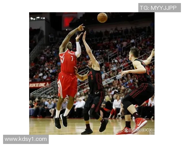 勇士与火箭激战七场精彩回顾全场录像分析与精彩瞬间重温