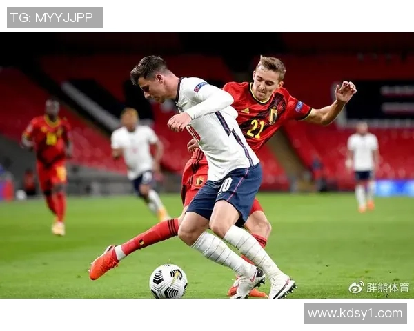 圣克拉与马里迪斯对决分析及比赛前瞻探讨 圣克拉与马里迪斯对决分析及比赛前瞻探讨