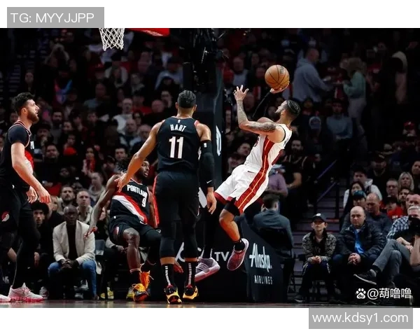 开拓者与热火精彩对决全场录像回放及精彩瞬间分析