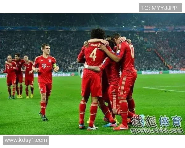 拜仁与巴黎圣曼的精彩对决直播全程回顾与分析