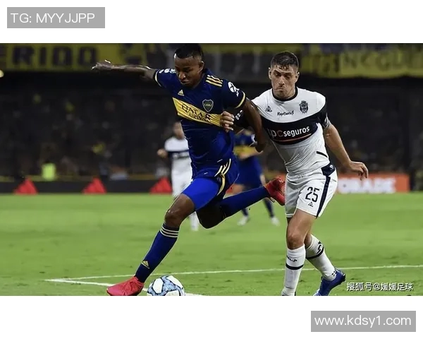 班菲尔德与圣菲的精彩对决揭示足球战术与团队精神的完美结合