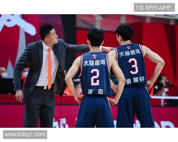 福建男篮全运赛迎战吉林队力争在主场展现强大实力与团队默契 福建男篮全运赛迎战吉林队力争在主场展现强大实力与团队默契