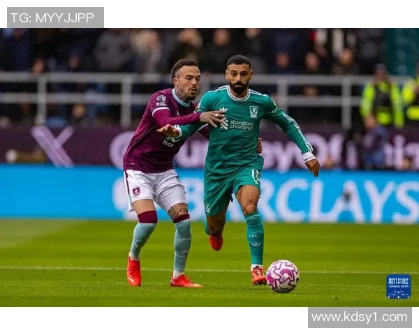 英超焦点战利物浦主场迎战伯恩利争夺三分全力以赴展现实力