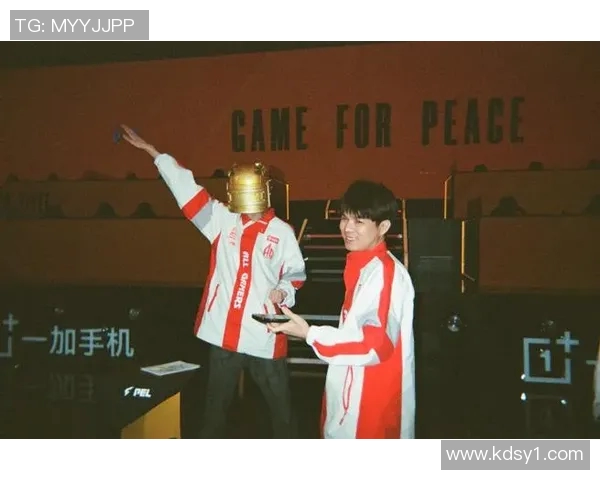 黄静独家分享英雄联盟游戏心得与技巧助你提升实力与战斗意识 黄静独家分享英雄联盟游戏心得与技巧助你提升实力与战斗意识