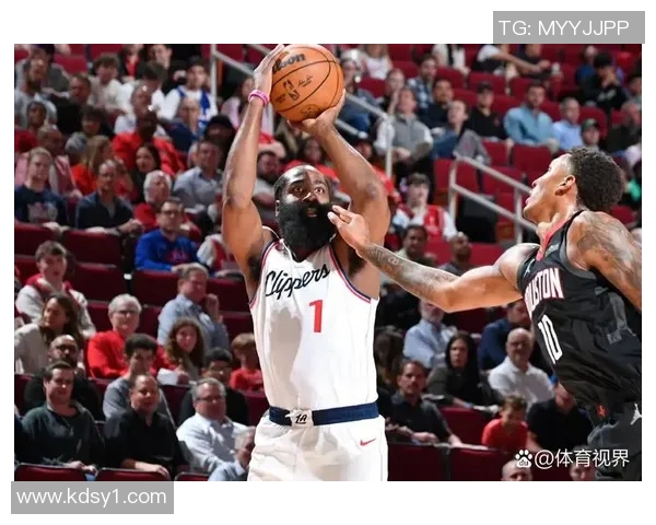 15年快船与火箭激战回顾比分对比及精彩瞬间分析