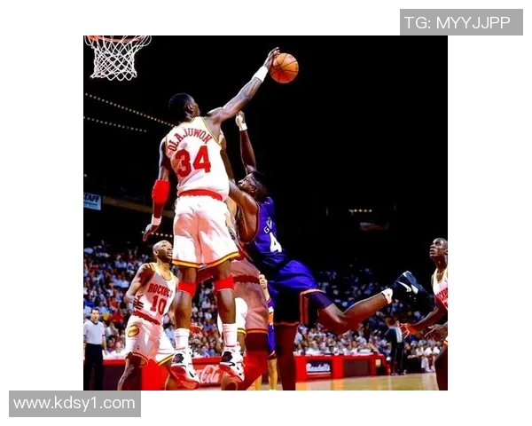 07年马刺与猛龙的激战回顾:经典对决中的篮球魅力与传奇时刻 07年马刺与猛龙的激战回顾:经典对决中的篮球魅力与传奇时刻