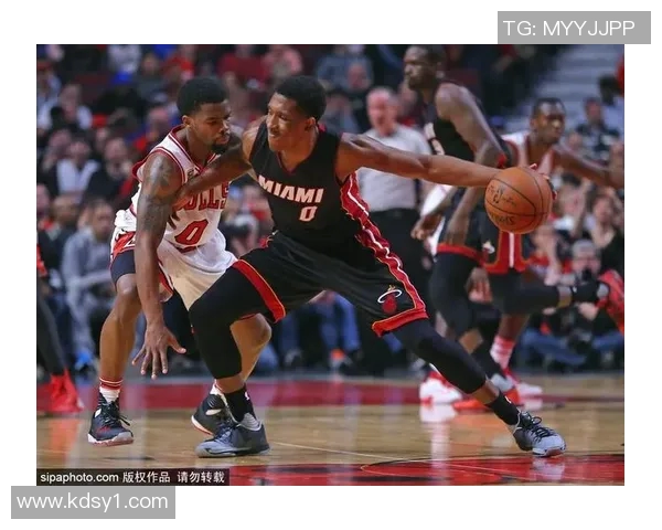 97季后赛公牛与热火的巅峰对决回顾与精彩瞬间分析